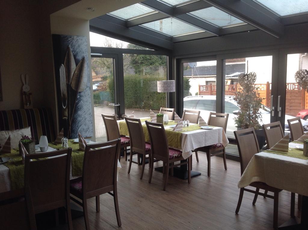 Hotel Restaurant Haus Odendahl Keulen Buitenkant foto