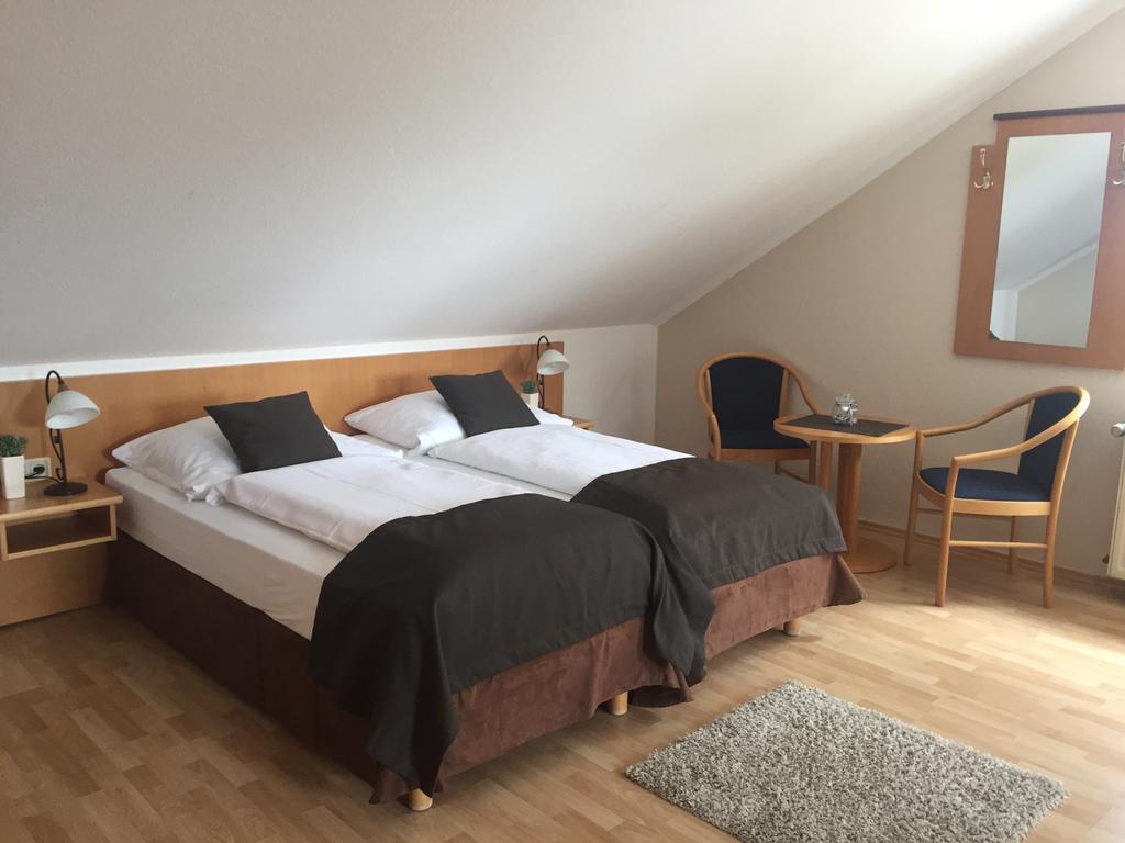 Hotel Restaurant Haus Odendahl Keulen Buitenkant foto